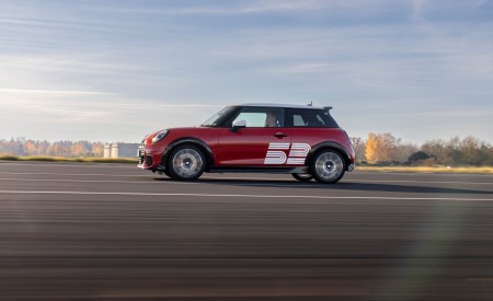 2026 Mini 1965 Victory Edition Side Wallpaper 450x275 (8)