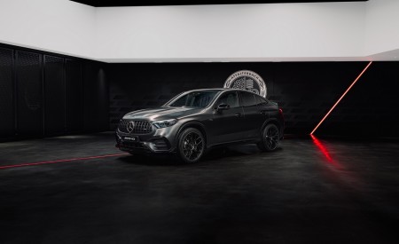 2027 Mercedes-AMG GLC 53 4Matic+ Coupe Front Three-Quarter Wallpaper 450x275 (17)