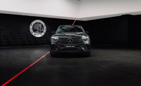 2027 Mercedes-AMG GLC 53 4Matic+ Coupe Front Wallpaper 450x275 (18)
