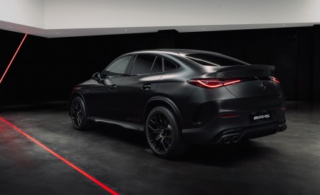 2027 Mercedes-AMG GLC 53 4Matic+ Coupe Rear Three-Quarter Wallpaper 450x275 (19)