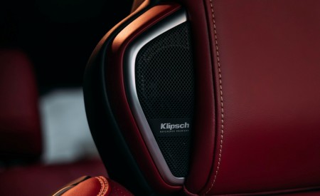 2027 Infiniti QX65 Interior Detail Wallpaper 450x275 (53)