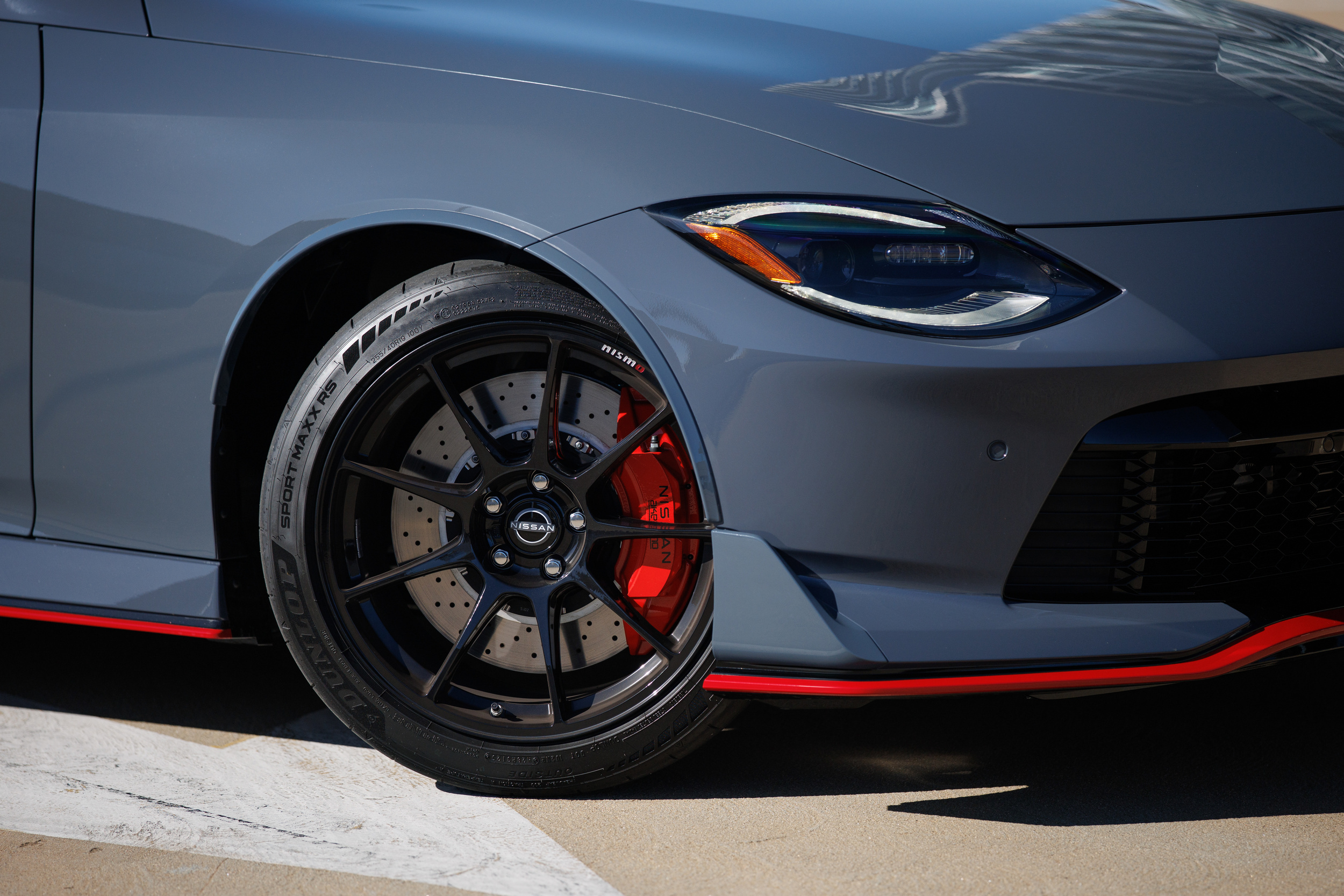 Download 2027 Nissan Z Nismo Wheel Wallpapers (11)