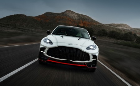 2026 Aston Martin DBX S Front Wallpaper 450x275 (2)