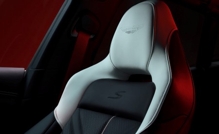 2026 Aston Martin DBX S Interior Seats Wallpaper 450x275 (20)
