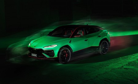 2026 Lamborghini Urus SE Tettonero Capsule Front Three-Quarter Wallpaper 450x275 (6)