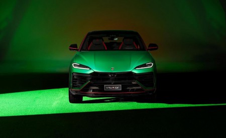 2026 Lamborghini Urus SE Tettonero Capsule Front Wallpaper 450x275 (2)