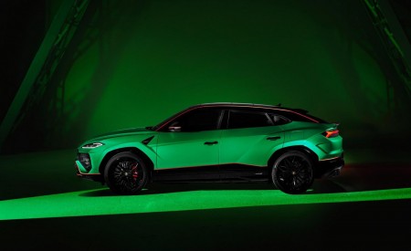 2026 Lamborghini Urus SE Tettonero Capsule Side Wallpaper 450x275 (4)
