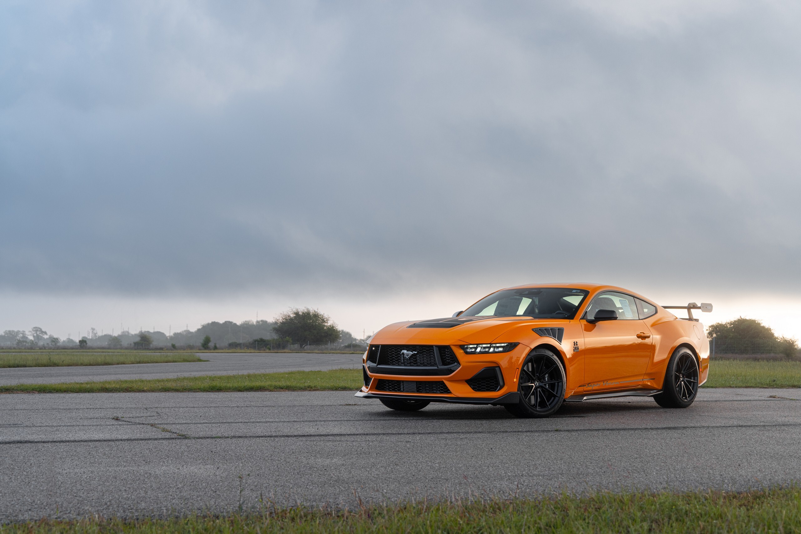 Download 2026 Hennessey Super Venom Mustang Front Three-Quarter Wallpapers (7)