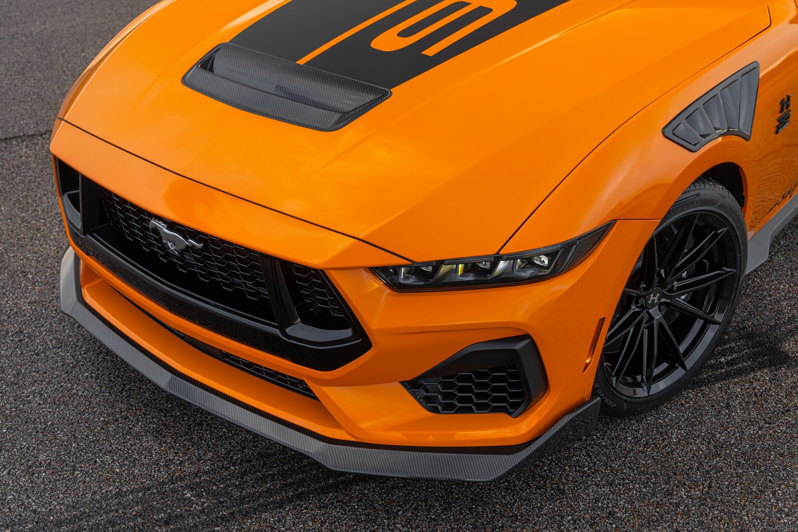 Download 2026 Hennessey Super Venom Mustang Grill Wallpapers (14)