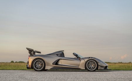 2026 Hennessey Venom F5 Revolution LF Side Wallpaper 450x275 (5)
