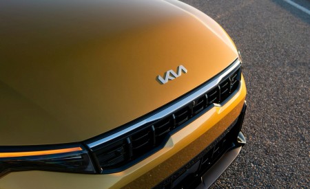 2026 Kia K4 Hatchback Grille Wallpaper 450x275 (12)