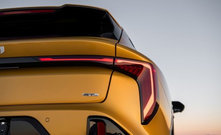 2026 Kia K4 Hatchback Tail Light Wallpaper 450x275 (16)