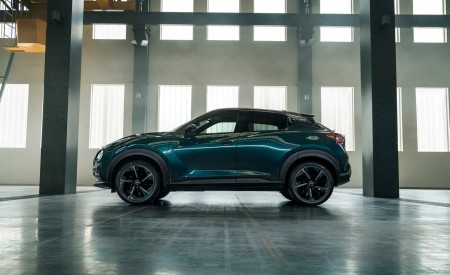 2026 Nissan Juke Pulse Edition Side Wallpaper 450x275 (4)