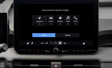 2026 Toyota RAV4 HEV Avantgarde Central Console Wallpaper 450x275 (57)