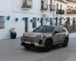 2026 Toyota RAV4 HEV Avantgarde Front Three-Quarter HD Wallpaper 150x120 (20)
