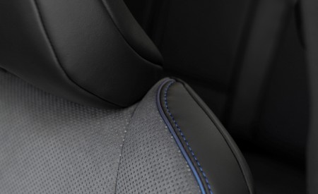 2026 Toyota RAV4 HEV Avantgarde Interior Detail Wallpaper 450x275 (47)