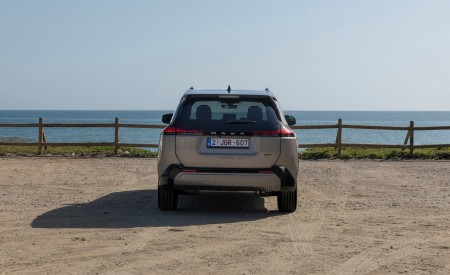 2026 Toyota RAV4 HEV Avantgarde Rear Wallpaper 450x275 (30)