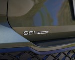 2026 Volkswagen Tiguan SEL R-Line Turbo Badge HD Wallpaper 150x120 (11)