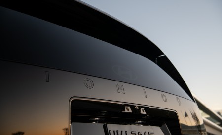 2027 Hyundai Ioniq 9 Calligraphy Black Ink Detail Wallpapers 450x275 (22)