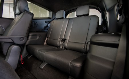 2027 Hyundai Ioniq 9 Calligraphy Black Ink Interior Third Row Seats Wallpapers 450x275 (43)