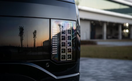 2027 Hyundai Ioniq 9 Calligraphy Black Ink Tail Light Wallpapers 450x275 (23)
