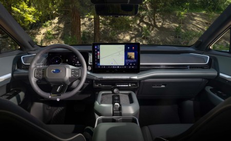 2027 Subaru Getaway Interior Cockpit Wallpaper 450x275 (26)