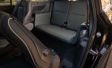 2027 Subaru Getaway Interior Third Row Seats Wallpaper 450x275 (40)