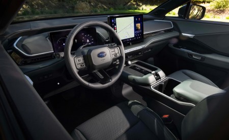 2027 Subaru Getaway Interior Wallpaper 450x275 (25)