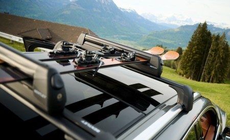2026 Bentley Bentayga EWB Chalet Edition Detail Wallpapers 450x275 (7)