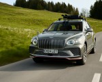 2026 Bentley Bentayga EWB Chalet Edition Front Wallpapers 150x120 (2)