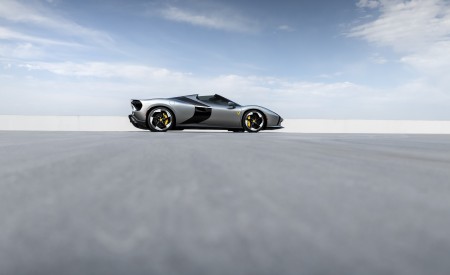 2026 Ferrari HC25 Side Wallpaper 450x275 (11)