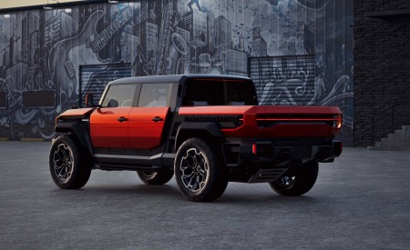 2026 GMC Hummer X Truck Concept Rear Three-Quarter Wallpapers 450x275 (2)