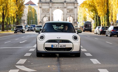 2026 MINI Cooper S 3-Door Paul Smith Edition Front Wallpaper 450x275 (20)