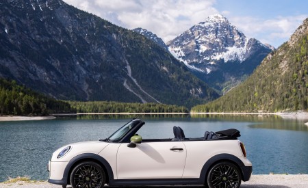 2026 MINI Cooper S Convertible Paul Smith Edition Side Wallpaper 450x275 (20)