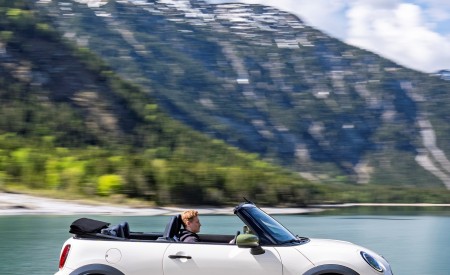 2026 MINI Cooper S Convertible Paul Smith Edition Side Wallpaper 450x275 (31)