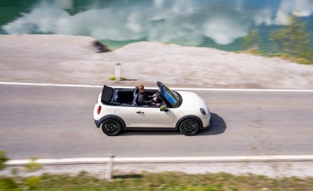 2026 MINI Cooper S Convertible Paul Smith Edition Top Wallpaper 450x275 (33)