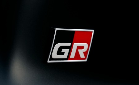 2026 Toyota GR Supra A90 Final Edition Badge Wallpaper 450x275 (58)