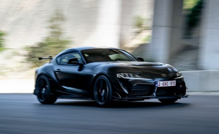 2026 Toyota GR Supra A90 Final Edition Front Three-Quarter Wallpaper 450x275 (13)