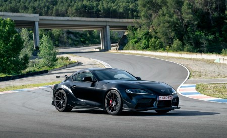 2026 Toyota GR Supra A90 Final Edition Front Three-Quarter Wallpaper 450x275 (30)