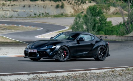 2026 Toyota GR Supra A90 Final Edition Front Three-Quarter Wallpaper 450x275 (22)