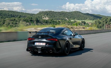 2026 Toyota GR Supra A90 Final Edition Rear Three-Quarter Wallpaper 450x275 (10)