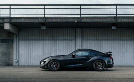 2026 Toyota GR Supra A90 Final Edition Side Wallpaper 450x275 (45)