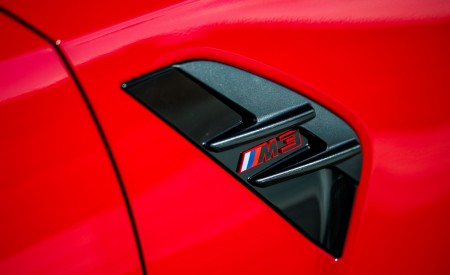 2027 BMW M3 CS Handschalter Badge Wallpapers 450x275 (42)