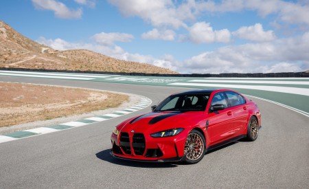 2027 BMW M3 CS Handschalter Front Three-Quarter Wallpapers 450x275 (19)