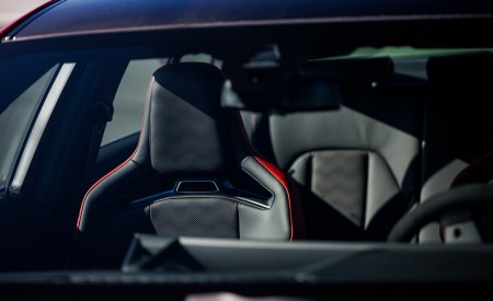 2027 BMW M3 CS Handschalter Interior Detail Wallpapers 450x275 (53)