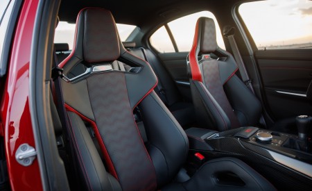 2027 BMW M3 CS Handschalter Interior Front Seats Wallpapers 450x275 (57)