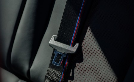 2027 BMW M3 CS Handschalter Interior Seat Belt Wallpapers 450x275 (70)