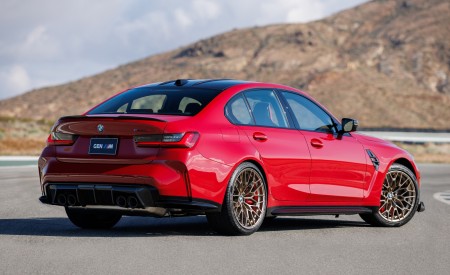 2027 BMW M3 CS Handschalter Rear Three-Quarter Wallpapers 450x275 (4)