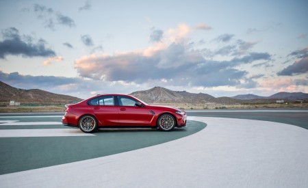 2027 BMW M3 CS Handschalter Side Wallpapers 450x275 (32)