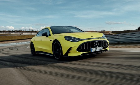 2027 Mercedes-AMG GT 4-Door Coupe Front Three-Quarter Wallpapers 450x275 (1)